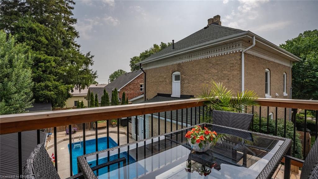 5 Thompson Street Property Photo 41