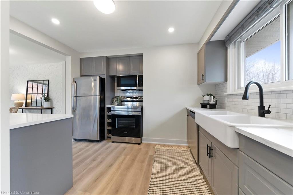 1-627 Upper Ottawa Street Property Photo 7