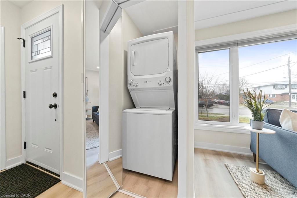 1-627 Upper Ottawa Street Property Photo 14