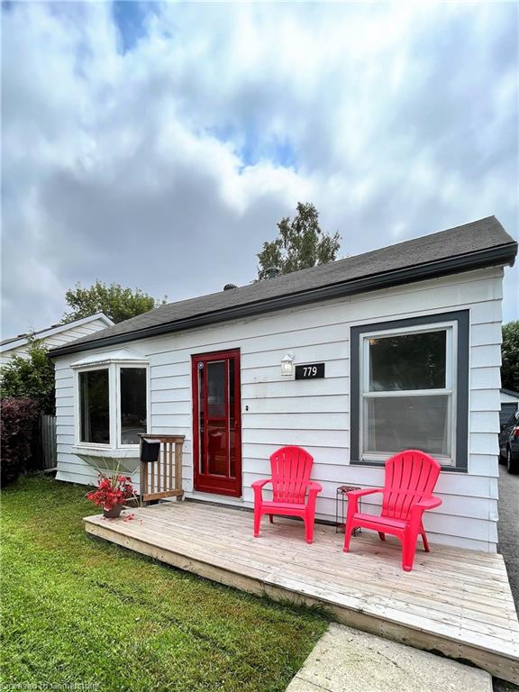 779 New Romaine Street Property Photo 1