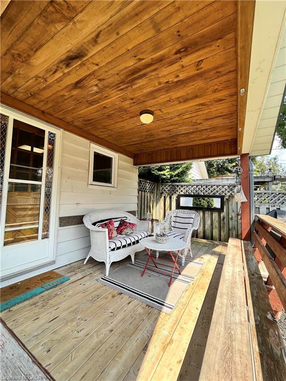 779 New Romaine Street Property Photo 7