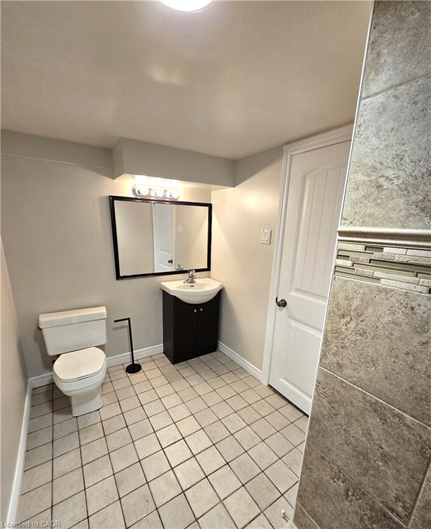 779 New Romaine Street Property Photo 33