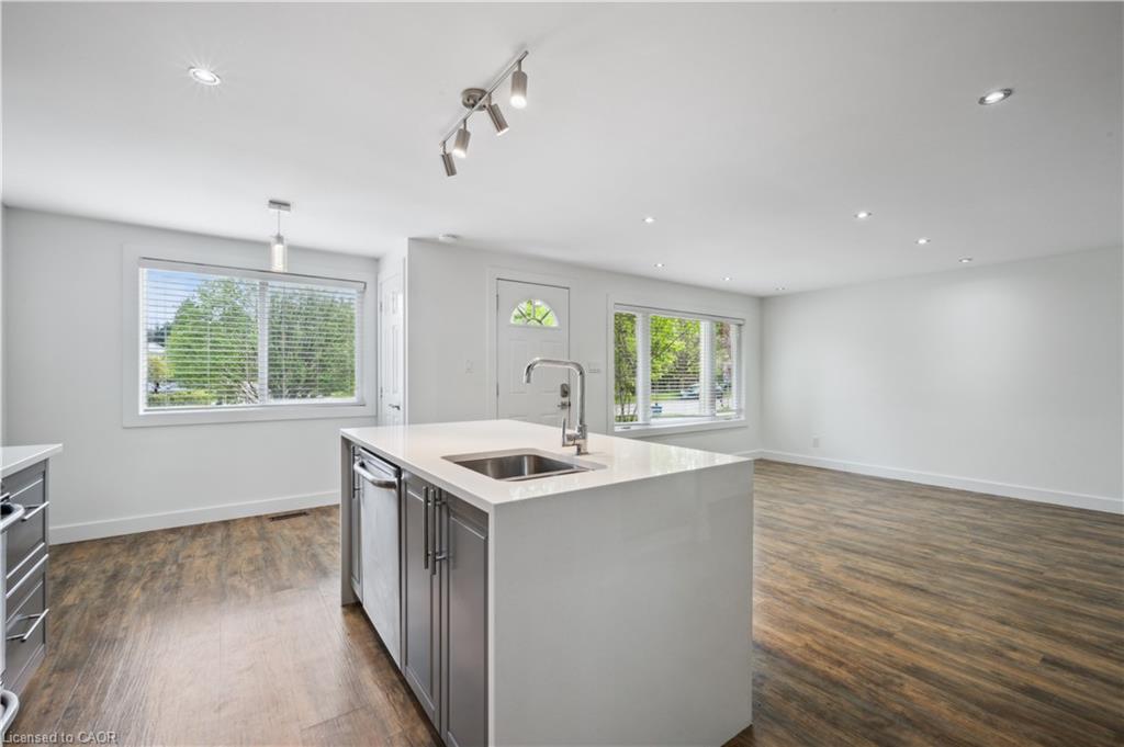 53 Karen Walk Property Photo 12