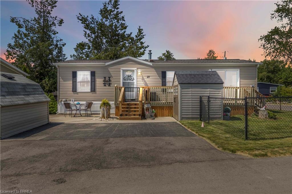 27 Elm Street Property Photo 1
