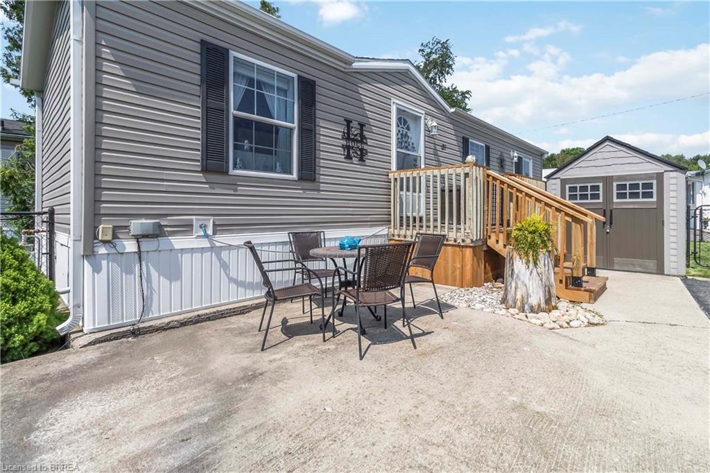 27 Elm Street Property Photo 17