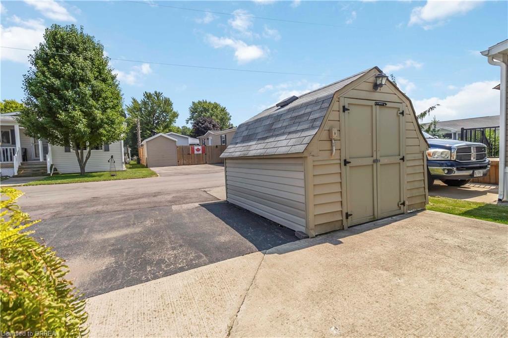 27 Elm Street Property Photo 19