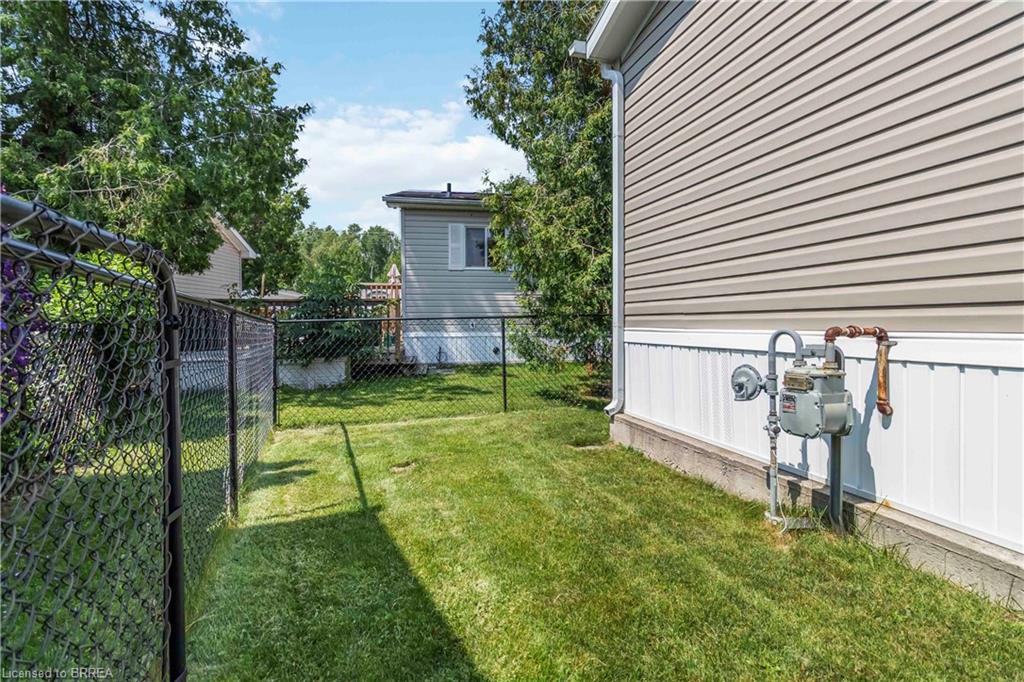 27 Elm Street Property Photo 23