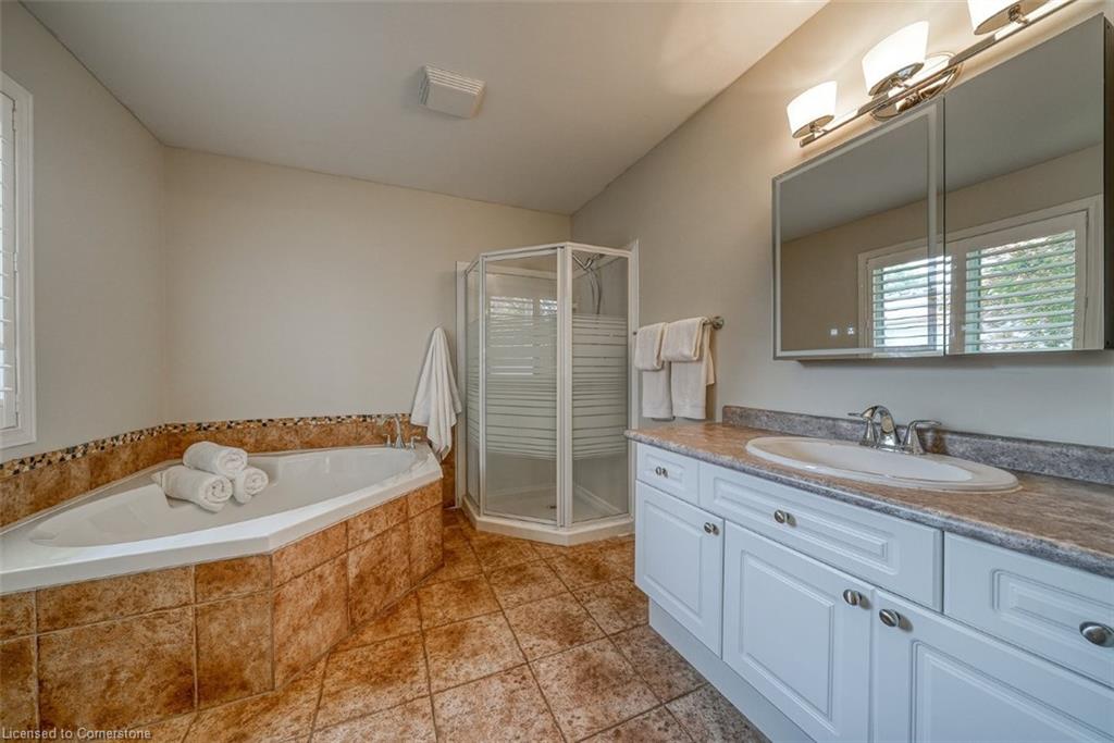 1 Cornish Crescent Property Photo 22