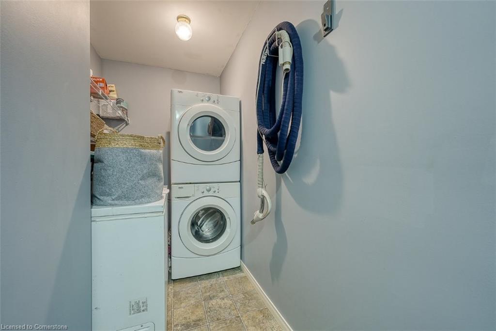 1 Cornish Crescent Property Photo 23