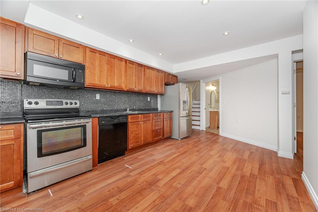 169 East 8th Street Property Photo 44