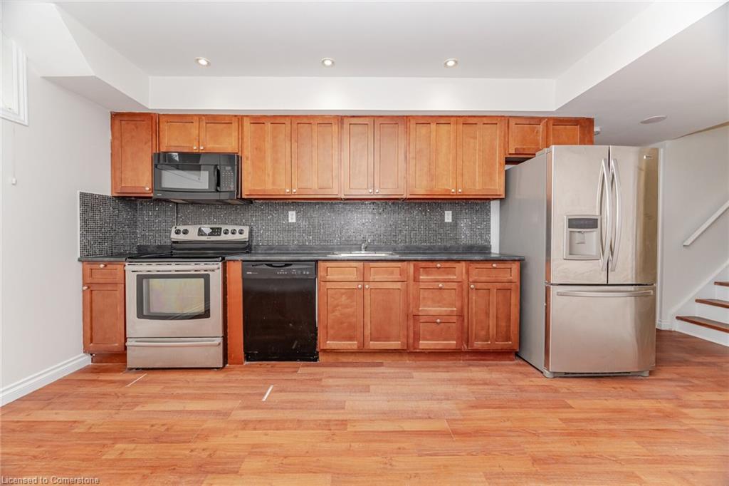 169 East 8th Street Property Photo 46