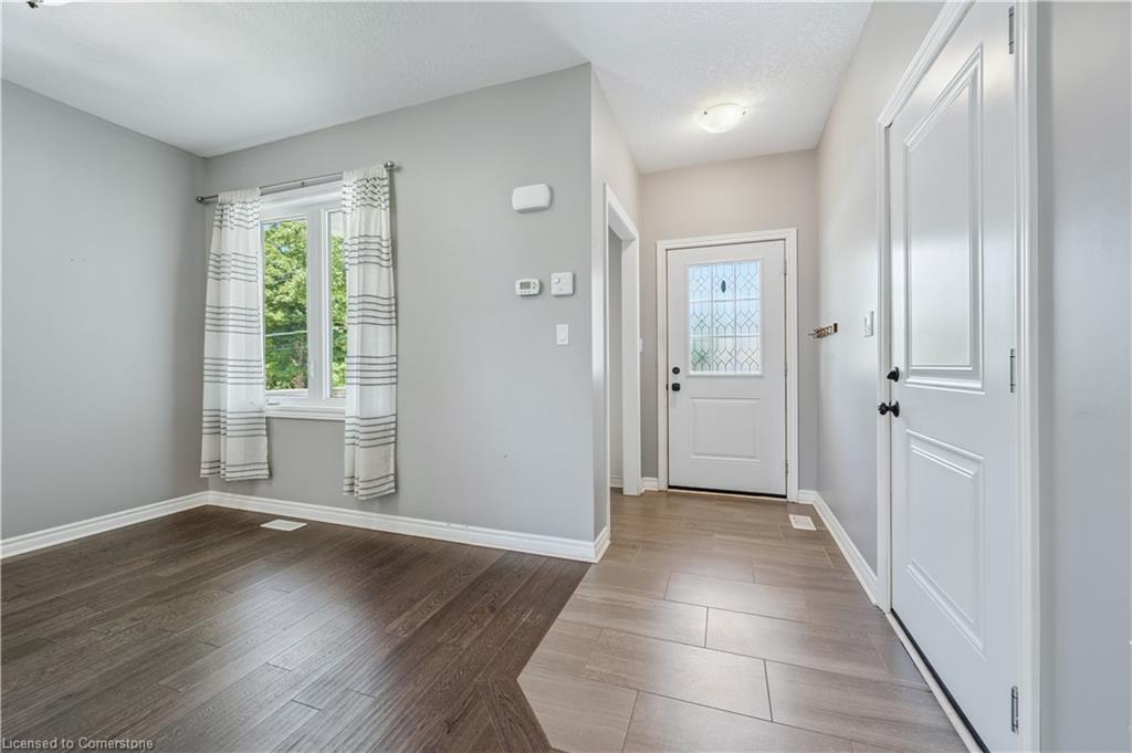 22 Ann Street S Property Photo 6