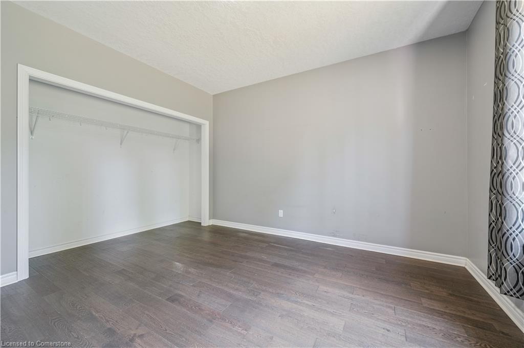 22 Ann Street S Property Photo 24