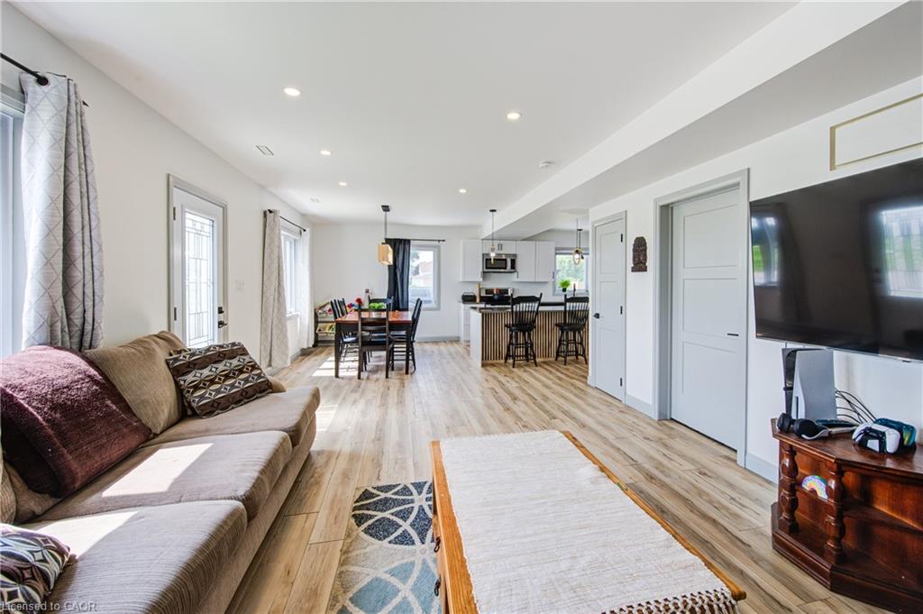 140 Winstanley Street Property Photo 7