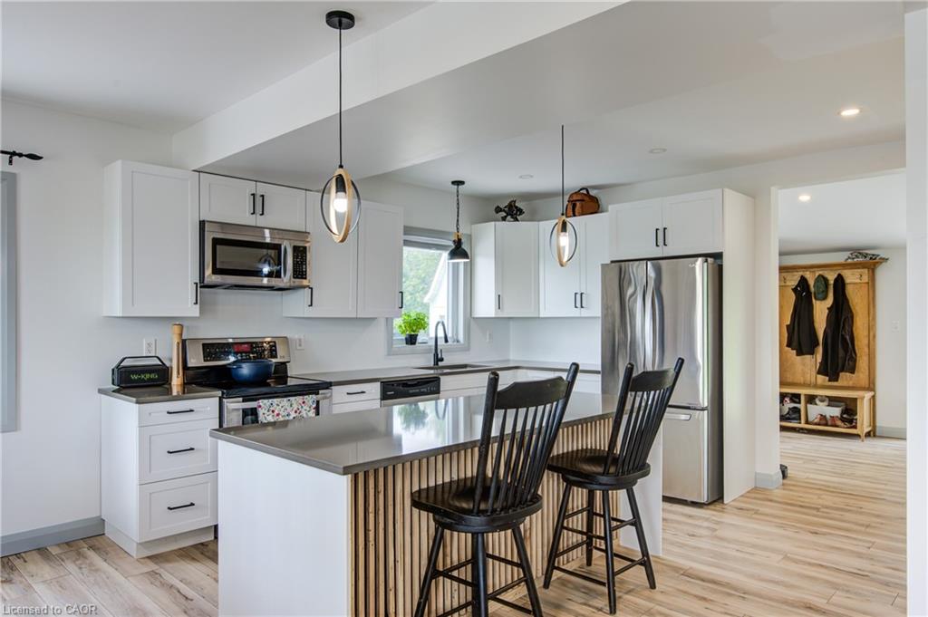 140 Winstanley Street Property Photo 14