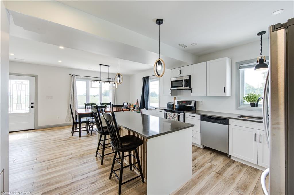 140 Winstanley Street Property Photo 15