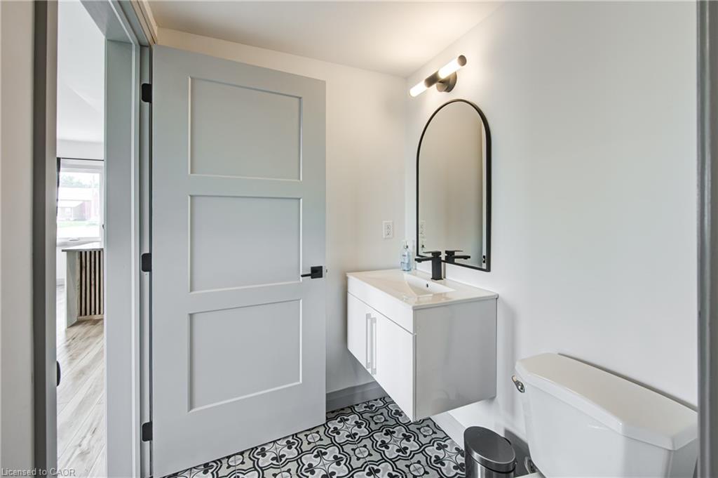 140 Winstanley Street Property Photo 17