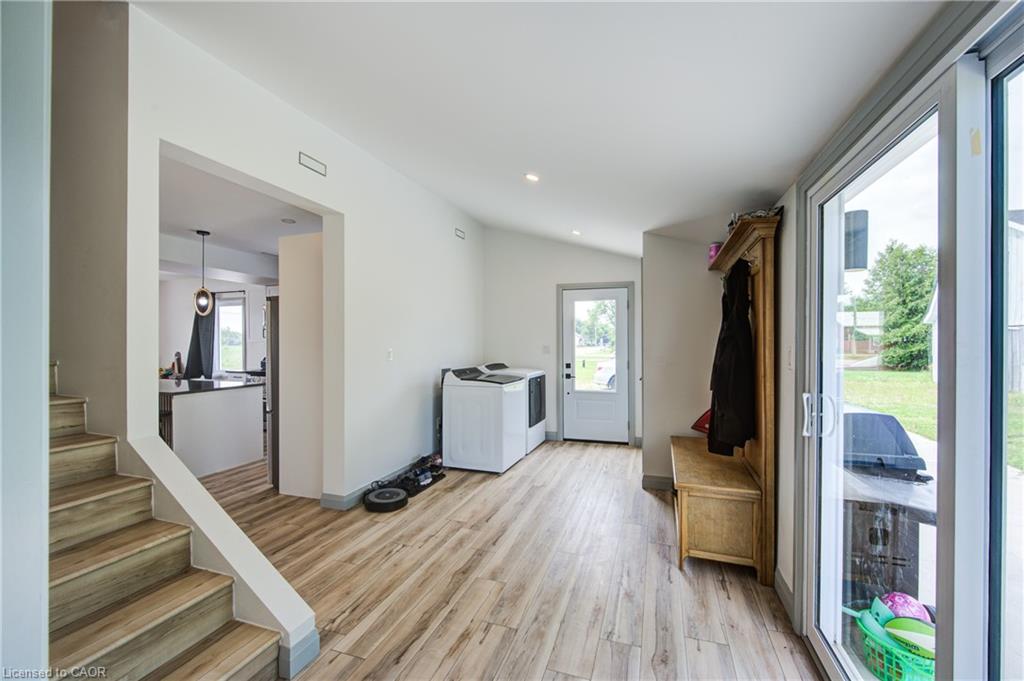 140 Winstanley Street Property Photo 24