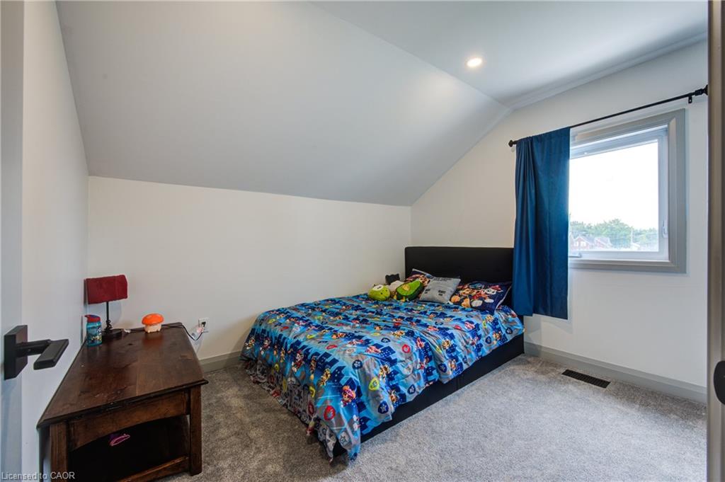 140 Winstanley Street Property Photo 26