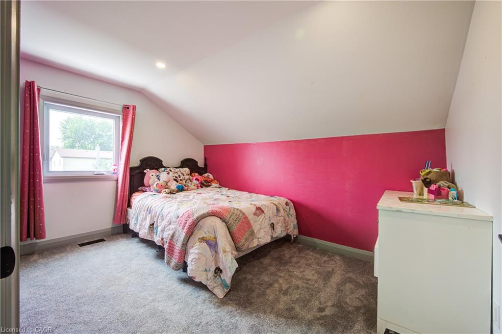 140 Winstanley Street Property Photo 28