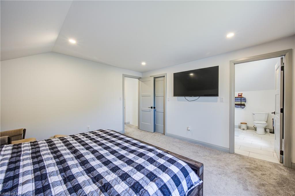 140 Winstanley Street Property Photo 36