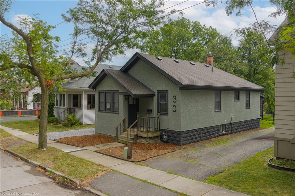 30 Eastchester Avenue Property Photo 1