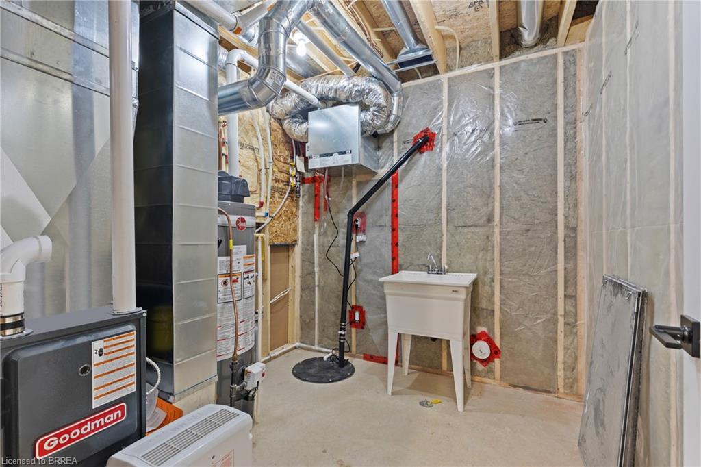 141 King Edward Street Property Photo 35