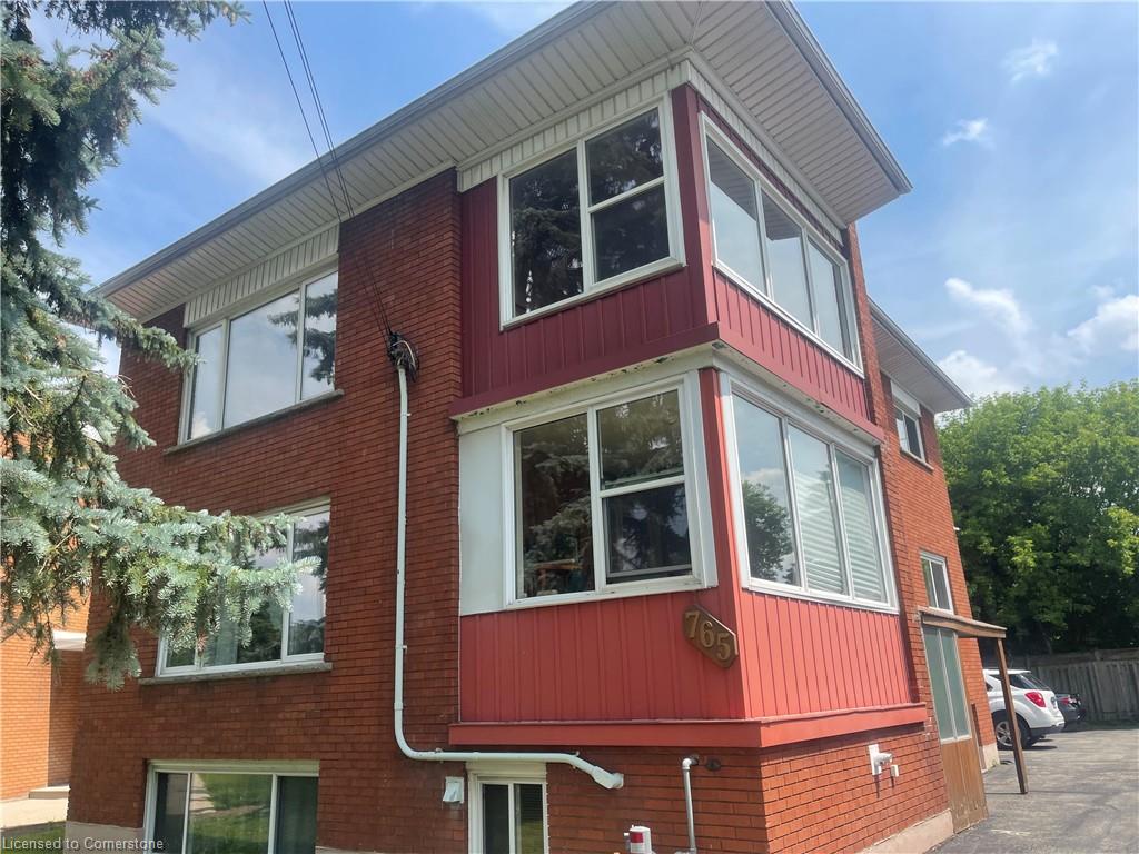 4-765 Frederick Street Property Photo 1