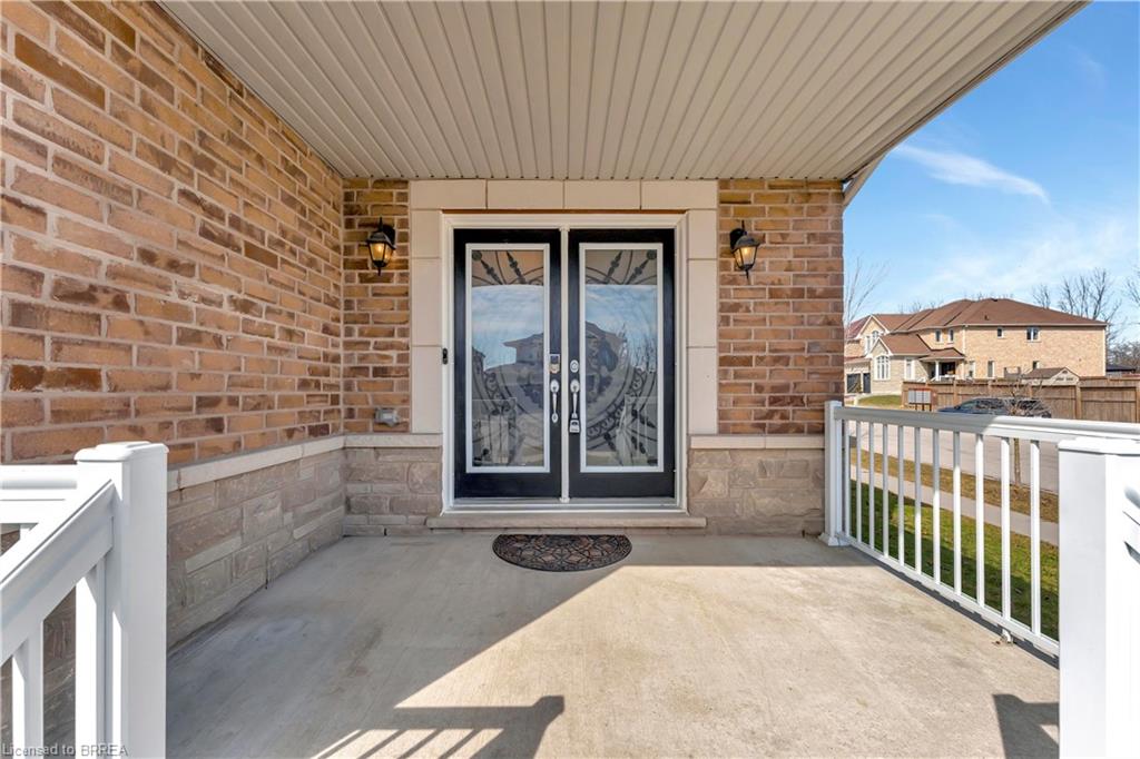 241 Thomas Avenue Property Photo 3