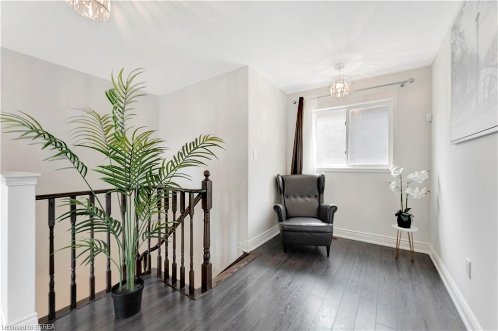 241 Thomas Avenue Property Photo 12