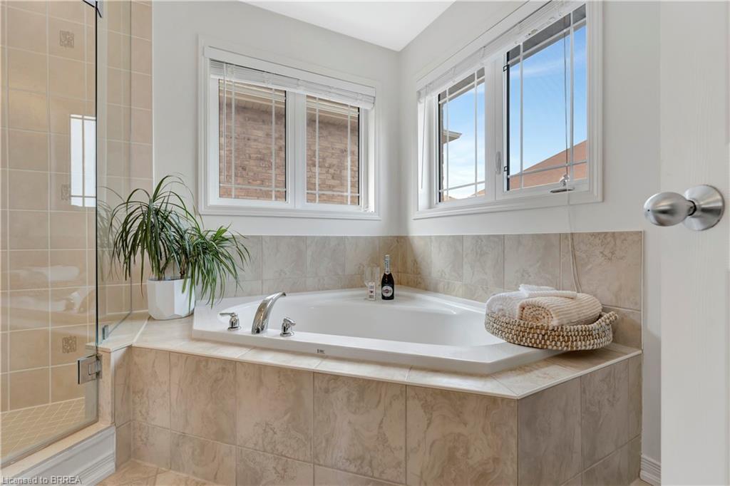 241 Thomas Avenue Property Photo 16