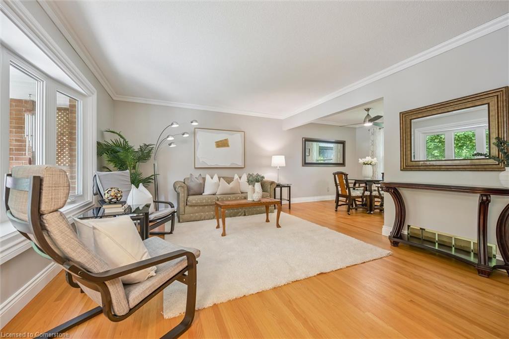 400 Shallmar Court Property Photo 8