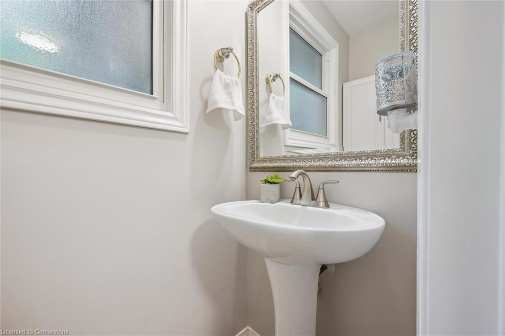 400 Shallmar Court Property Photo 18