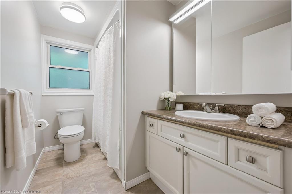 400 Shallmar Court Property Photo 28