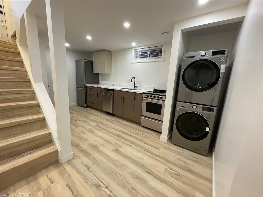 6 Mackay Avenue Property Photo 3