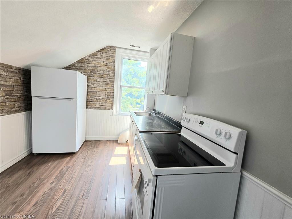 109 Sydenham Street Property Photo 17