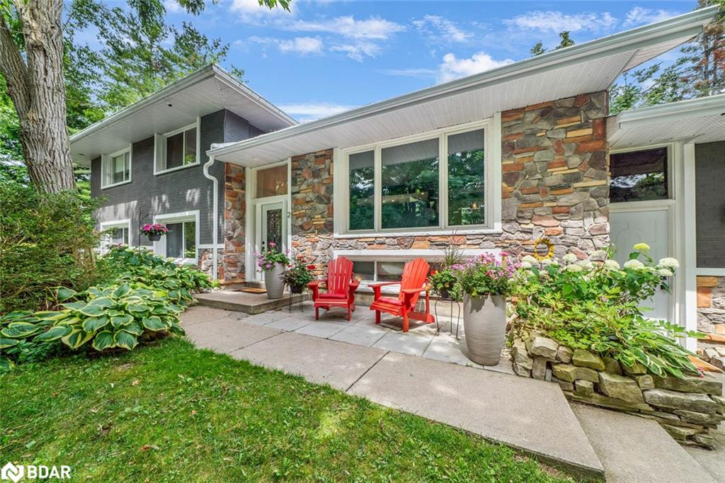 2 Noraline Avenue Property Photo 1