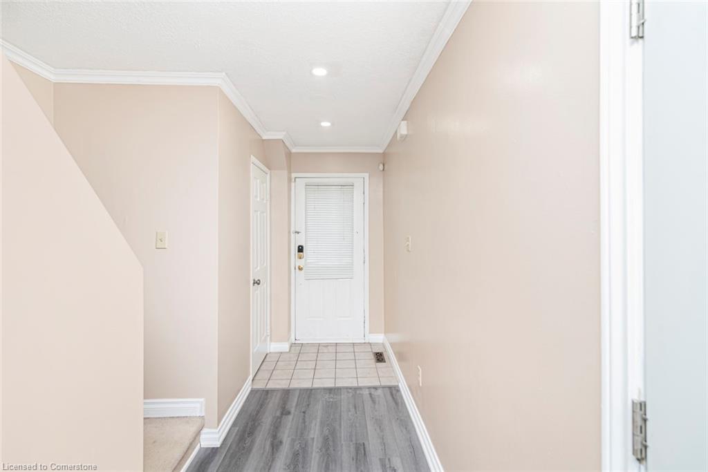 35-14 Derby Street Property Photo 5