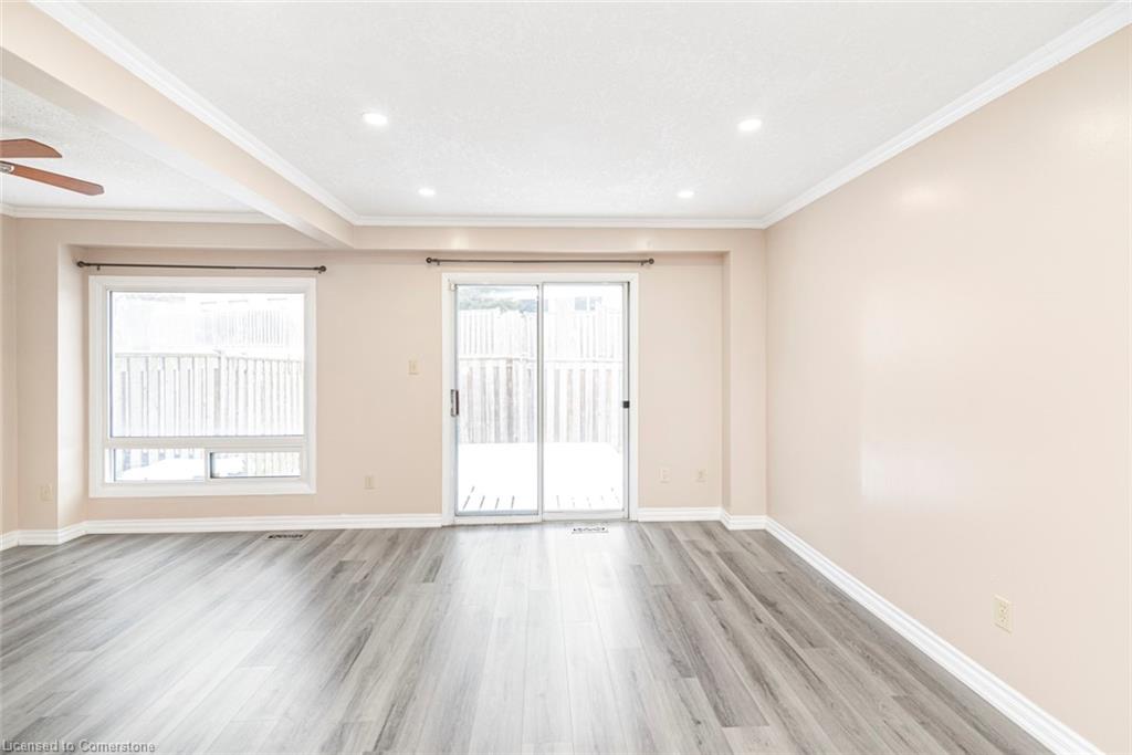 35-14 Derby Street Property Photo 8