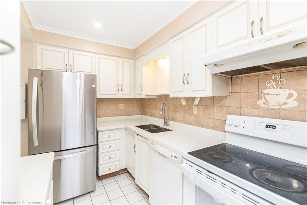 35-14 Derby Street Property Photo 16