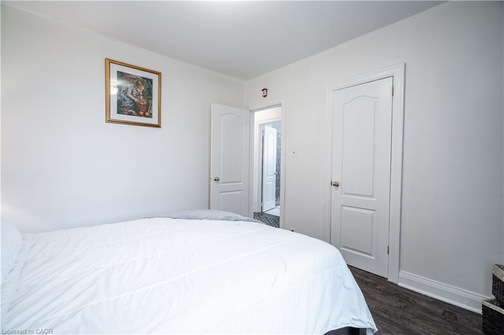 11 Speers Avenue Property Photo 14