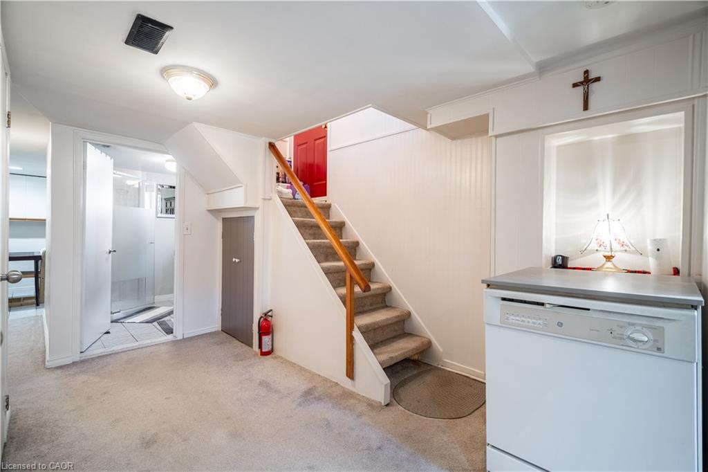 11 Speers Avenue Property Photo 17