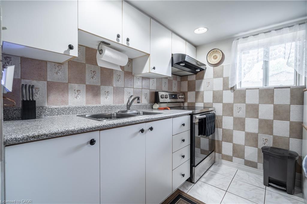 11 Speers Avenue Property Photo 20