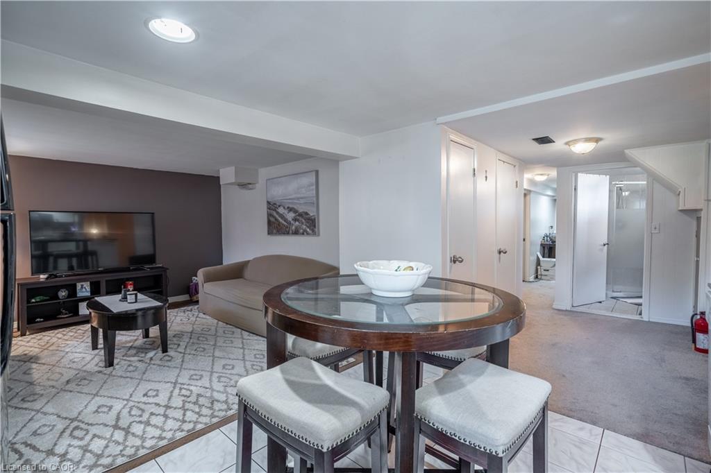 11 Speers Avenue Property Photo 21