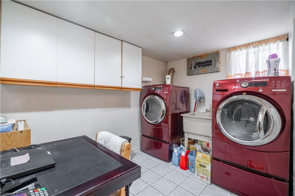 11 Speers Avenue Property Photo 25