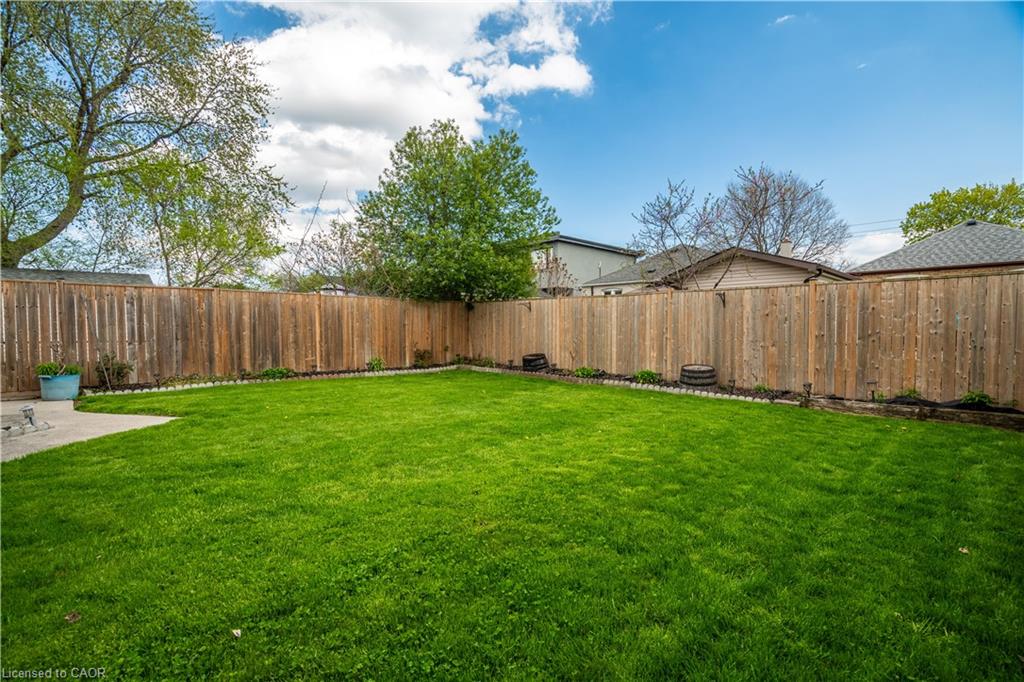 11 Speers Avenue Property Photo 29