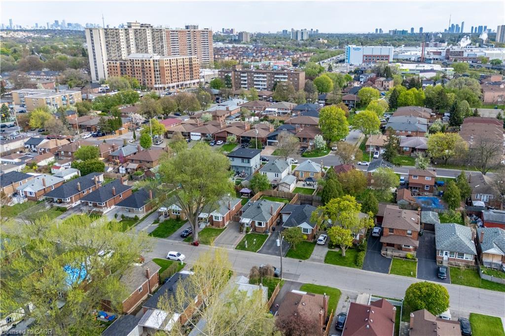 11 Speers Avenue Property Photo 35