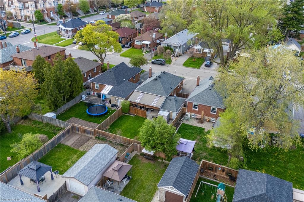 11 Speers Avenue Property Photo 36