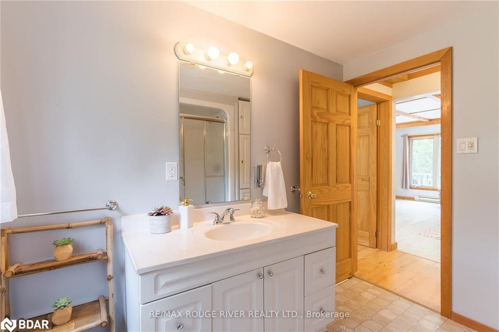 1280 Birchview Road Property Photo 32