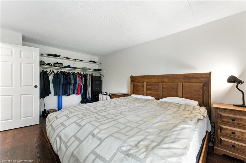 404-384 Erb Street W Property Photo 15